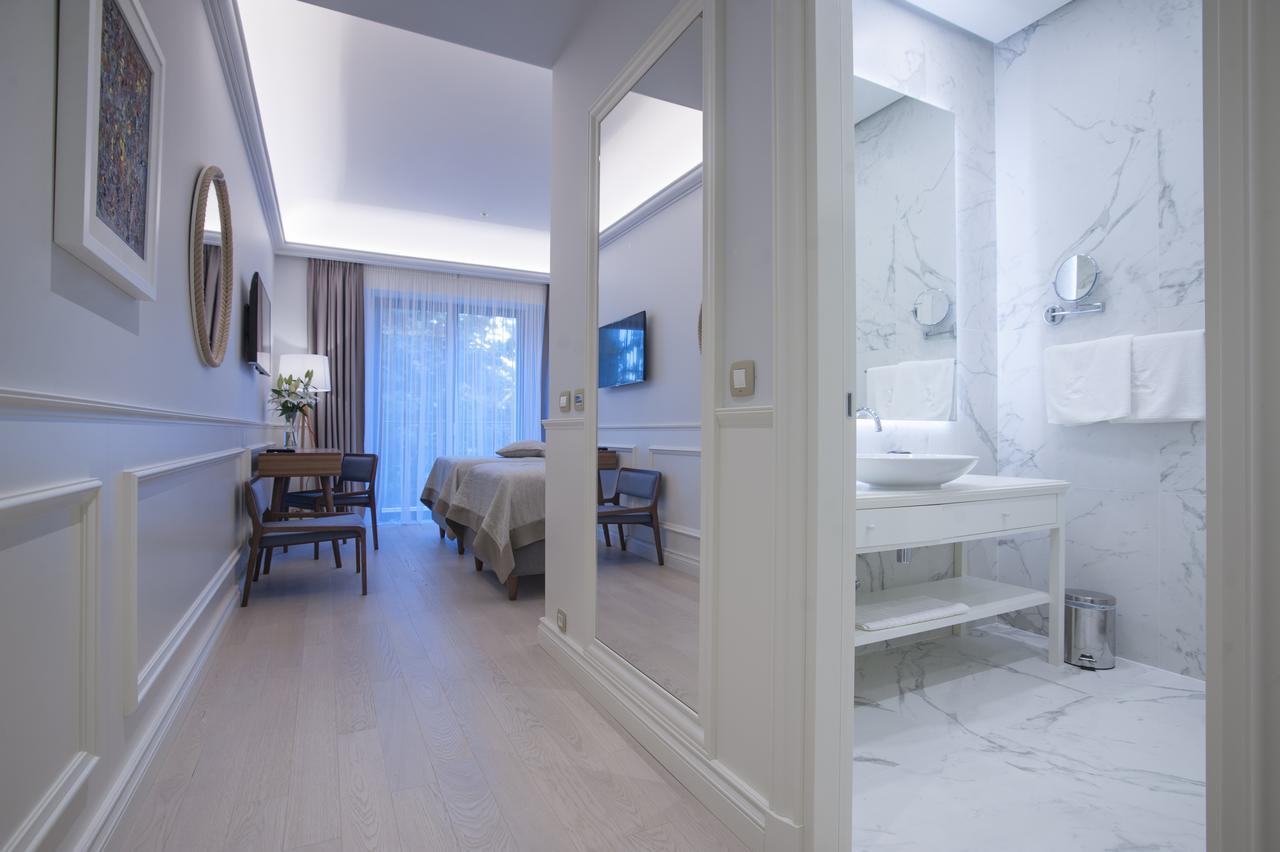 Hotel Majestic Budva Bagian luar foto