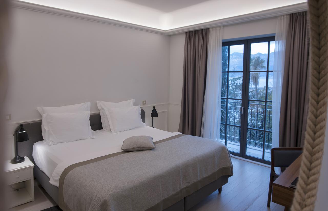 Hotel Majestic Budva Bagian luar foto