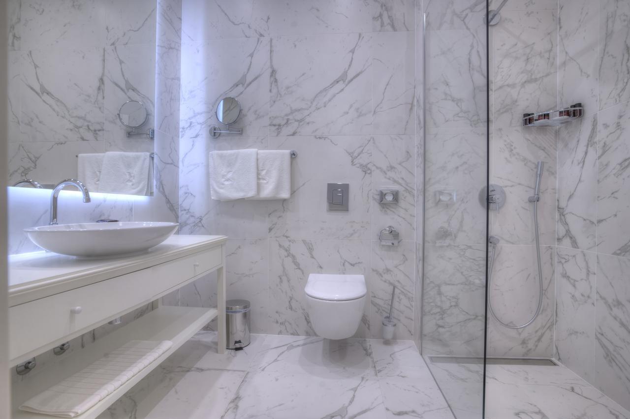 Hotel Majestic Budva Ruang foto