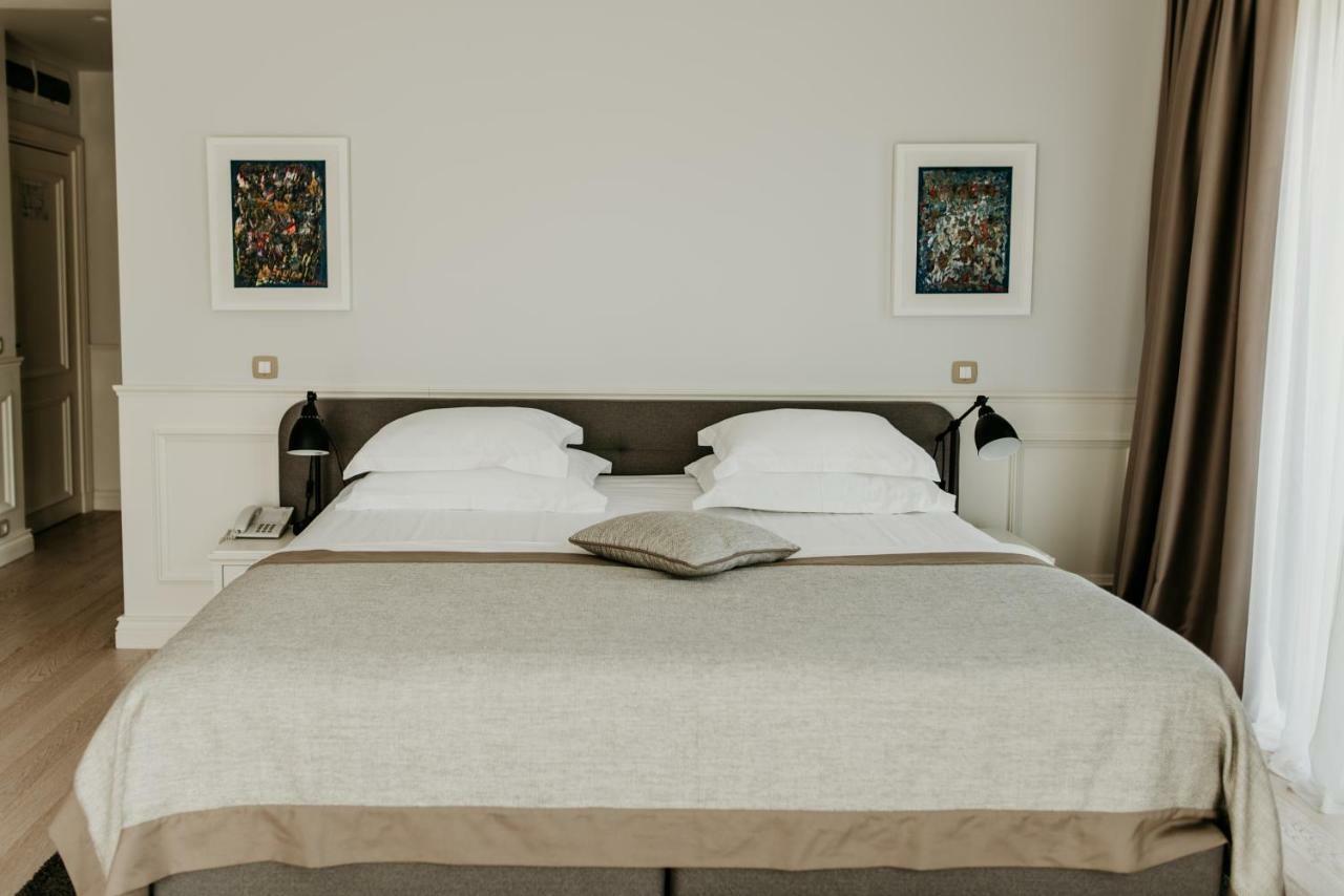 Hotel Majestic Budva Bagian luar foto