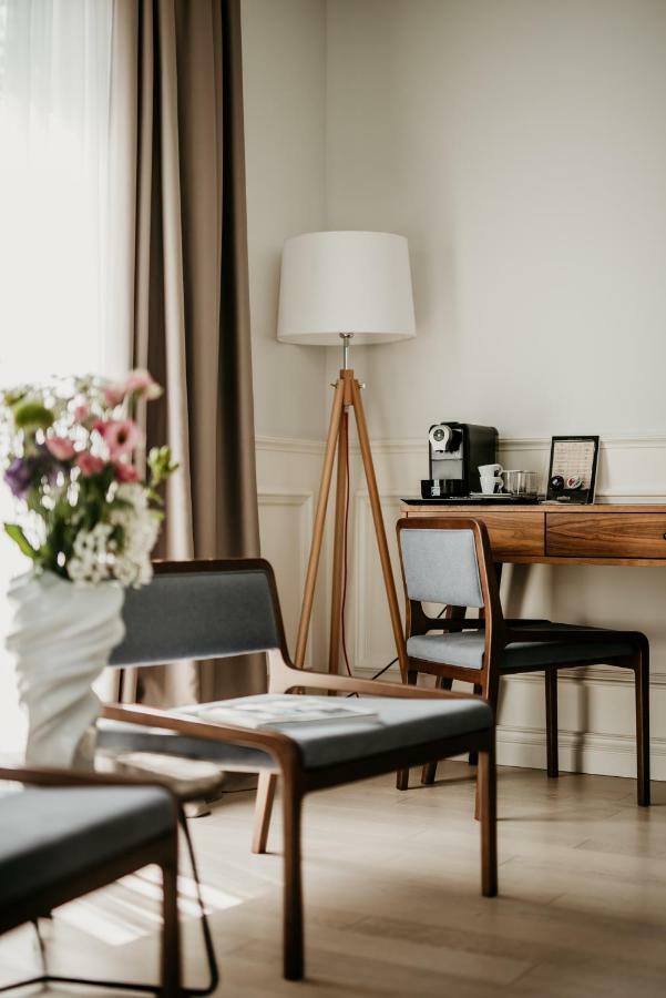 Hotel Majestic Budva Bagian luar foto